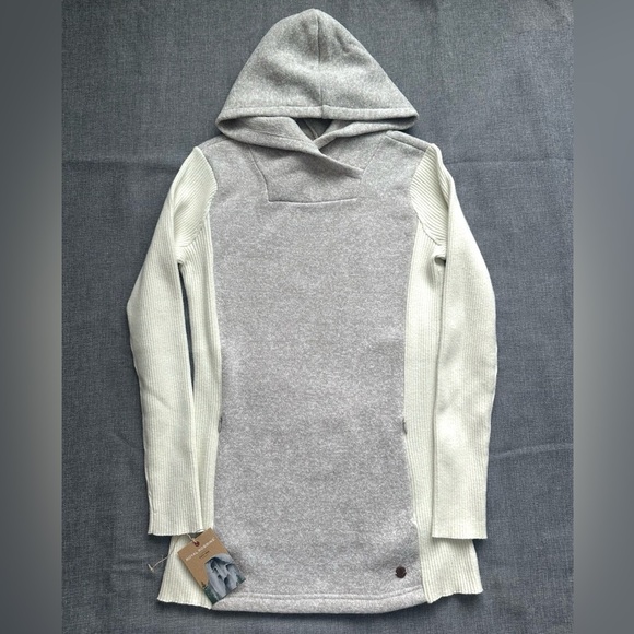 Royal Robbins Sweaters - Royal Robbins Table Mountain Hooded Tunic Sweater